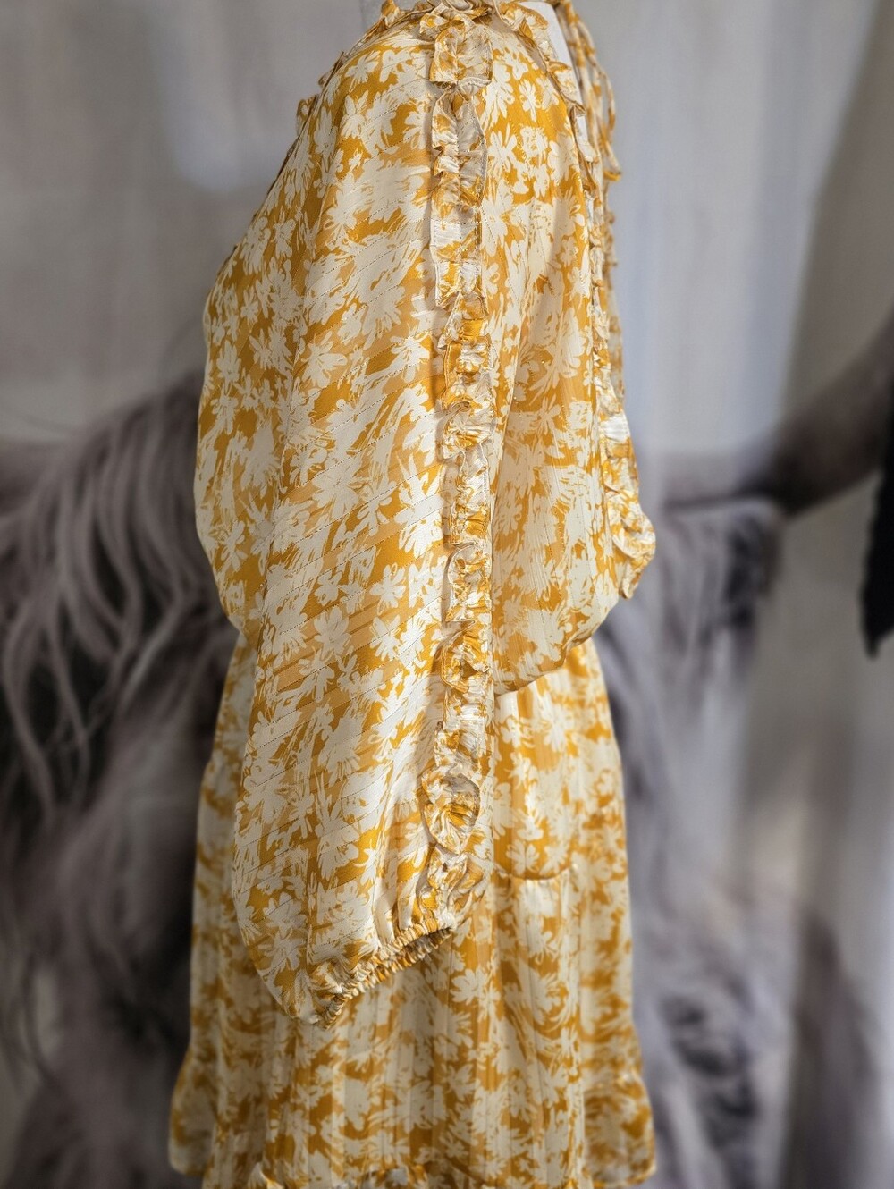 VICI Yellow Floral Open Back Mini Dress | Size Medium | Flowy Boho Style - Picture 4 of 5